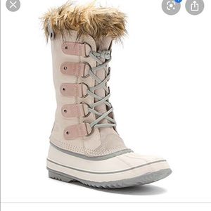 Barely Worn, Sorel Joan of Arctic, winter white